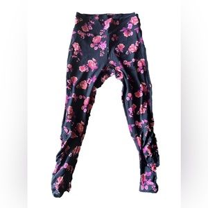 Ultimate Victoria’s Secret PINK Black Pink Floral Yoga Gym Leggings - Medium